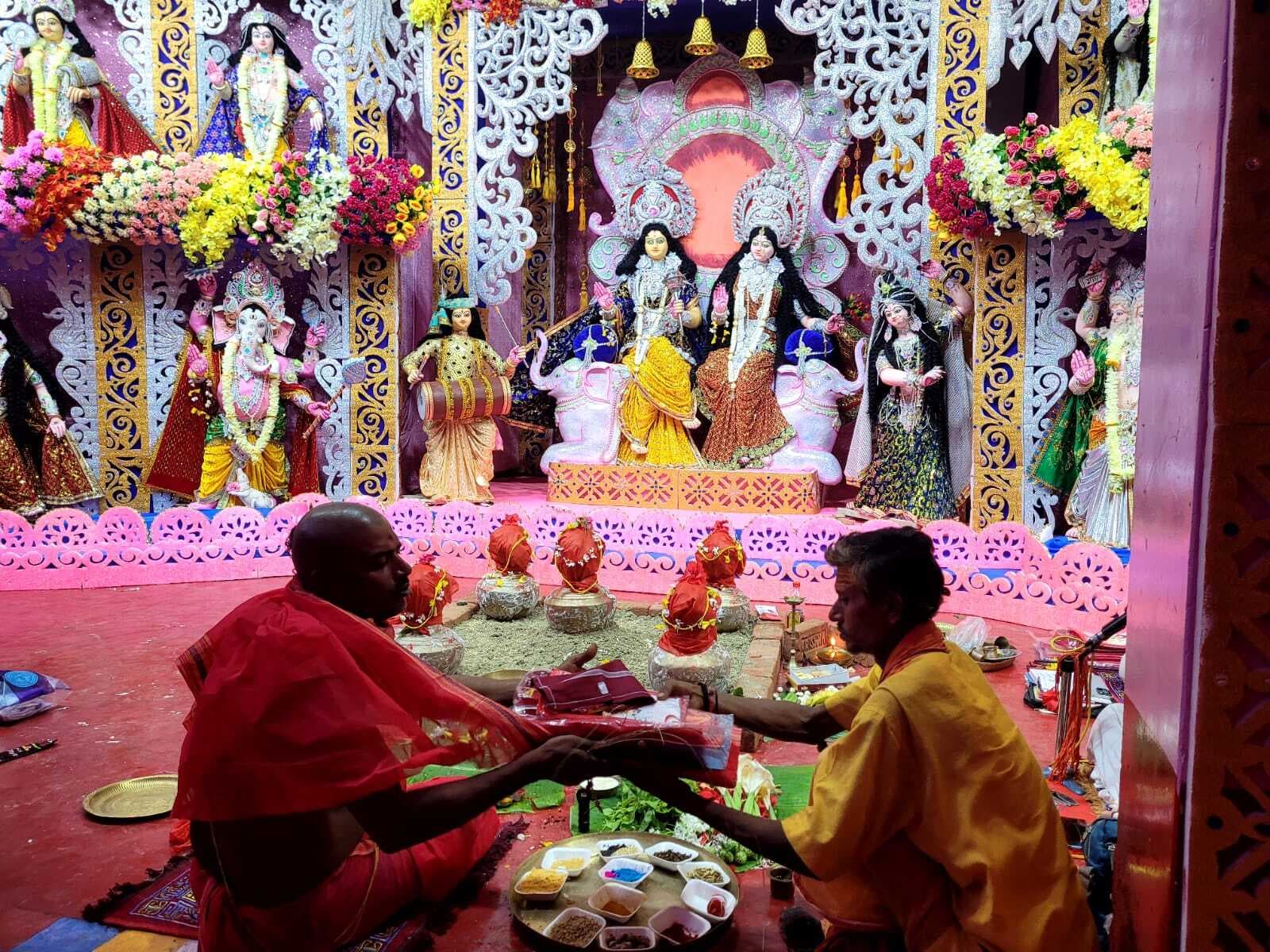 Madhubani News. वेदमंत्रों के साथ 11 दिनी देवराज इंद्रपूजनोत्सव की हुई शुरुआत