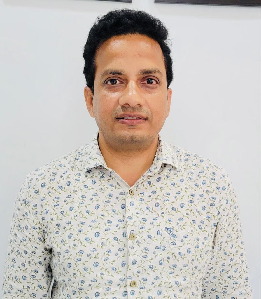 Giridih News: युवाओं को गोलबंद करने में जुटी है राजनीतिक पार्टियां