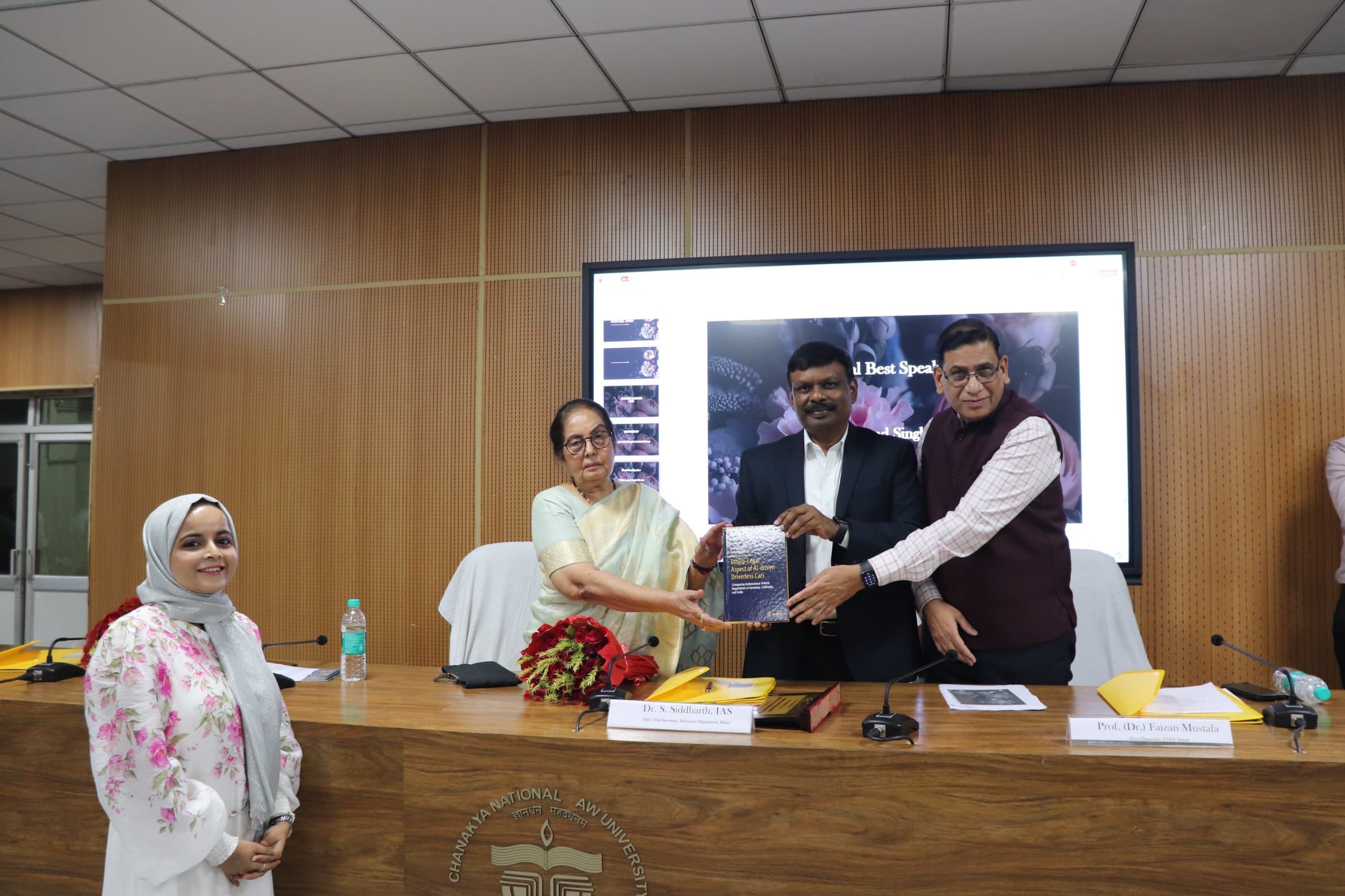 पार्लियामेंट्री डिबेट में दिल्ली टेक्निकल विवि और आइआइटी बॉम्बे की क्राॅस टीम विजेता