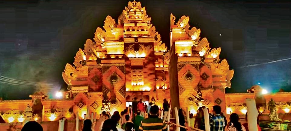 DHANBAD NEWS : इंडोनेशिया के विष्णु मंदिर का दर्शन करायेगी सत्यम शिवम सुंदरम पूजा कमेटी