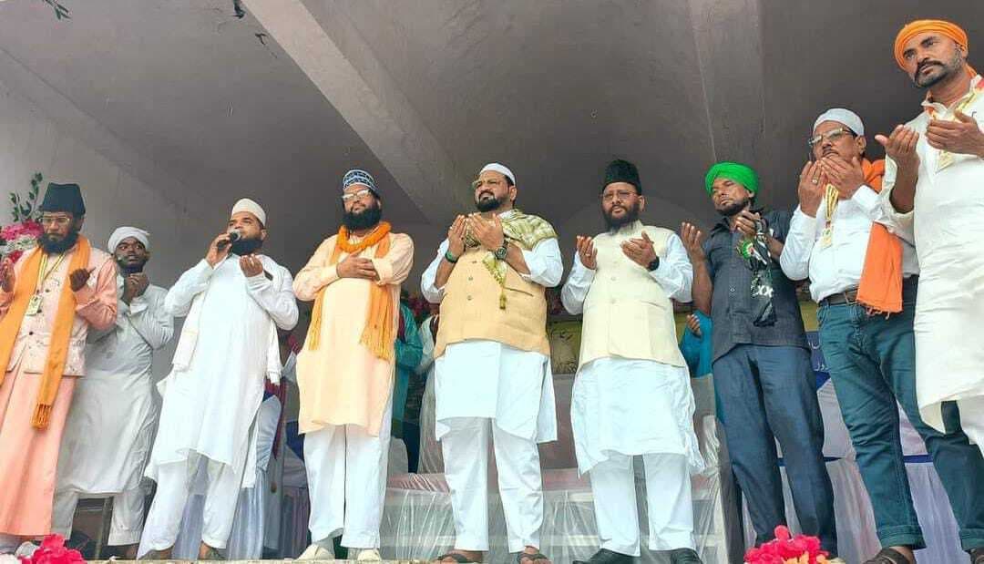 अकीदत व एहतराम के साथ मनाया गया जश्ने-ईद-मिलादुन्नबी, मंत्री हफीजुल ने लोगों के साथ मांगी अमन व शांति की दुआ