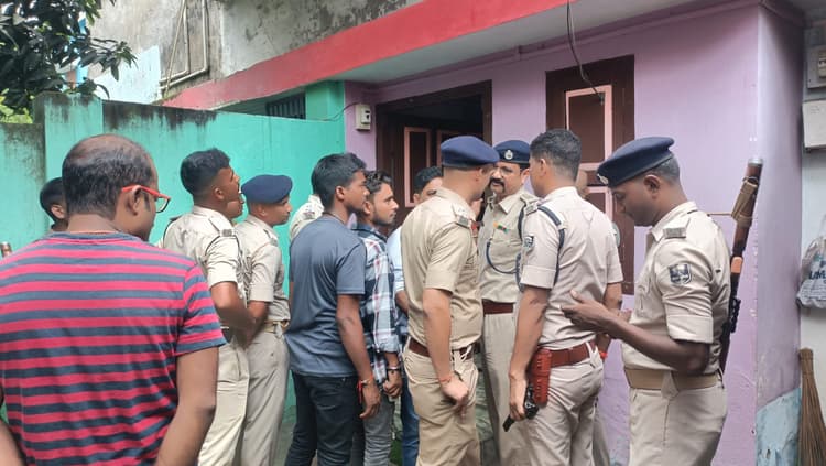 सनकी पति ने छह राउंड गोली चला पत्नी को उसके ही घर में बनाया बंधक