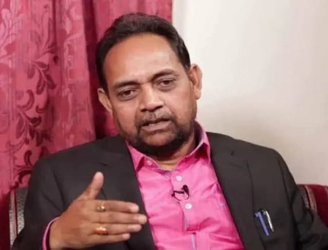 सांसद जी, 100 बेड का सीसी अस्पताल हाथ से निकल न जाये, ध्यान दें