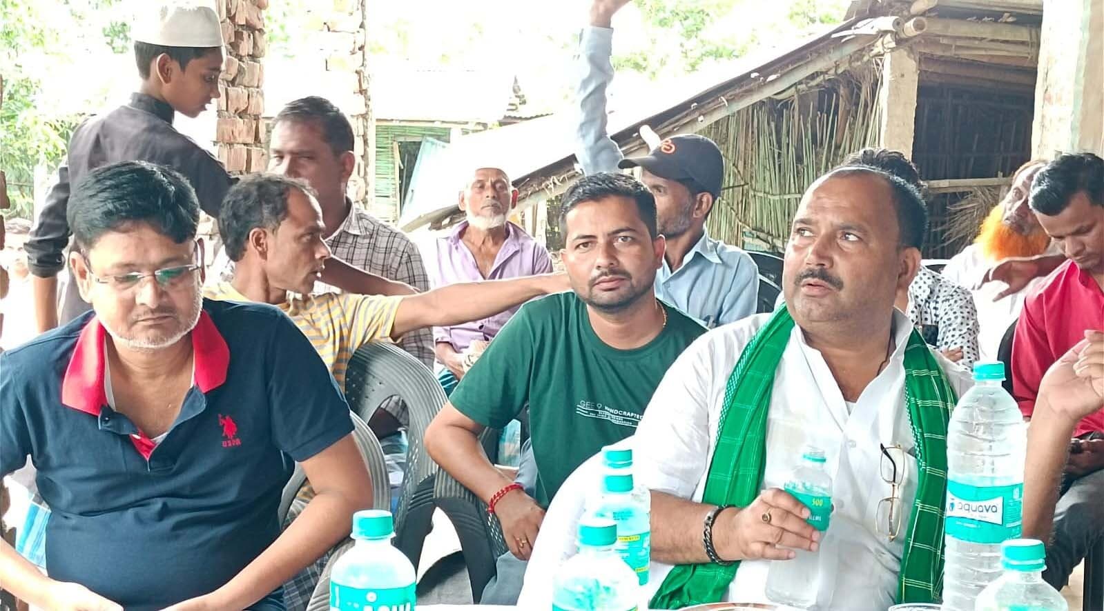 ग्रामीणों ने की समस्याओं के समाधान की मांग