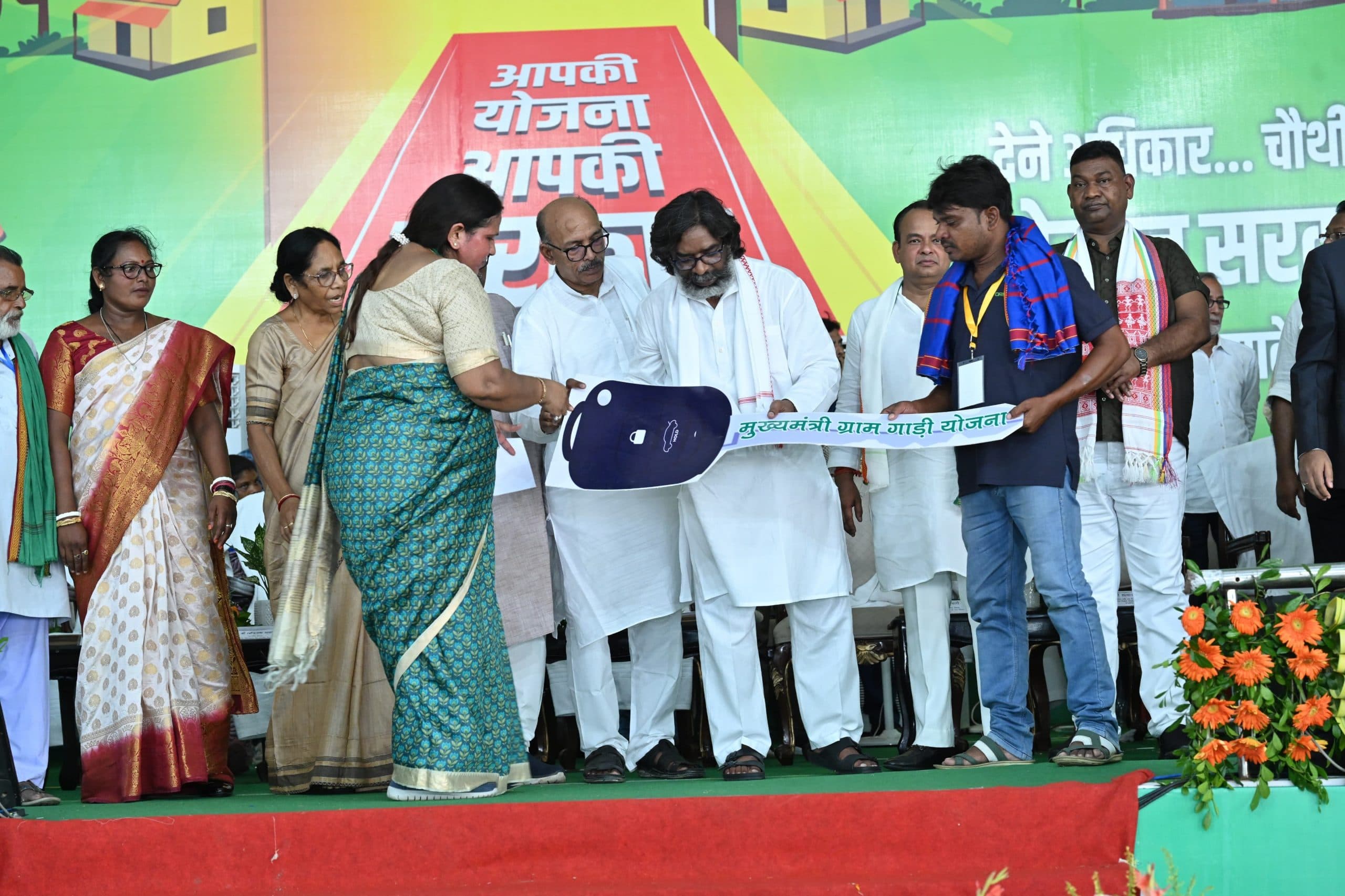 एक तरफ झूठा अफवाह फैलाने वाली पार्टी, तो दूसरी तरफ विकास करने वाली पार्टी है झामुमो : हेमंत