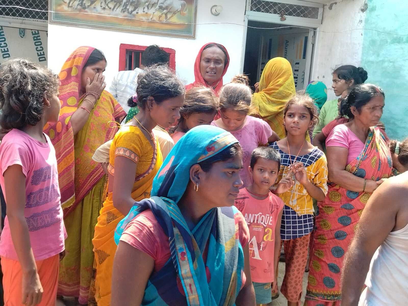 महेशखूंट में पशु विवाद को लेकर अधेड़ की लाठी डंडे से पीटकर हत्या