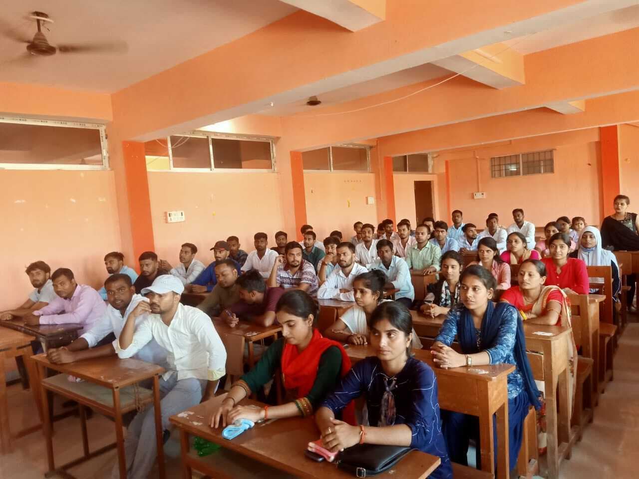 राजमाता माधुरी देवी टीचर ट्रेनिंग कॉलेज में अध्यापक व अध्यापिकाओं का प्रशिक्षण शुरु