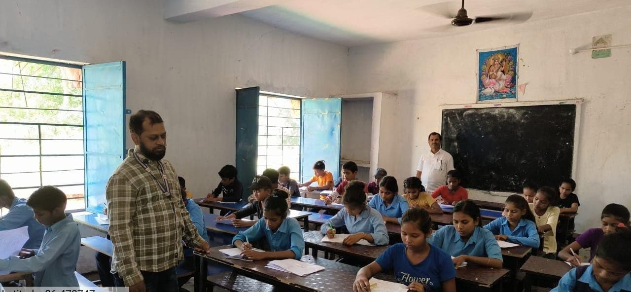 प्रारंभिक विद्यालयों में अर्द्धवार्षिक मूल्यांकन दो पालियों में शुरू