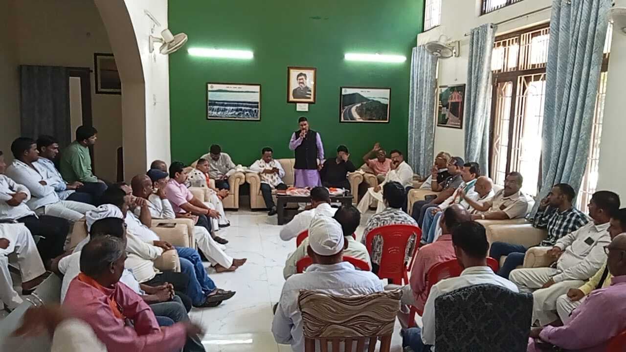 धर्म के नाम पर लोगों को लड़ा रही भाजपा : सिरिबेला