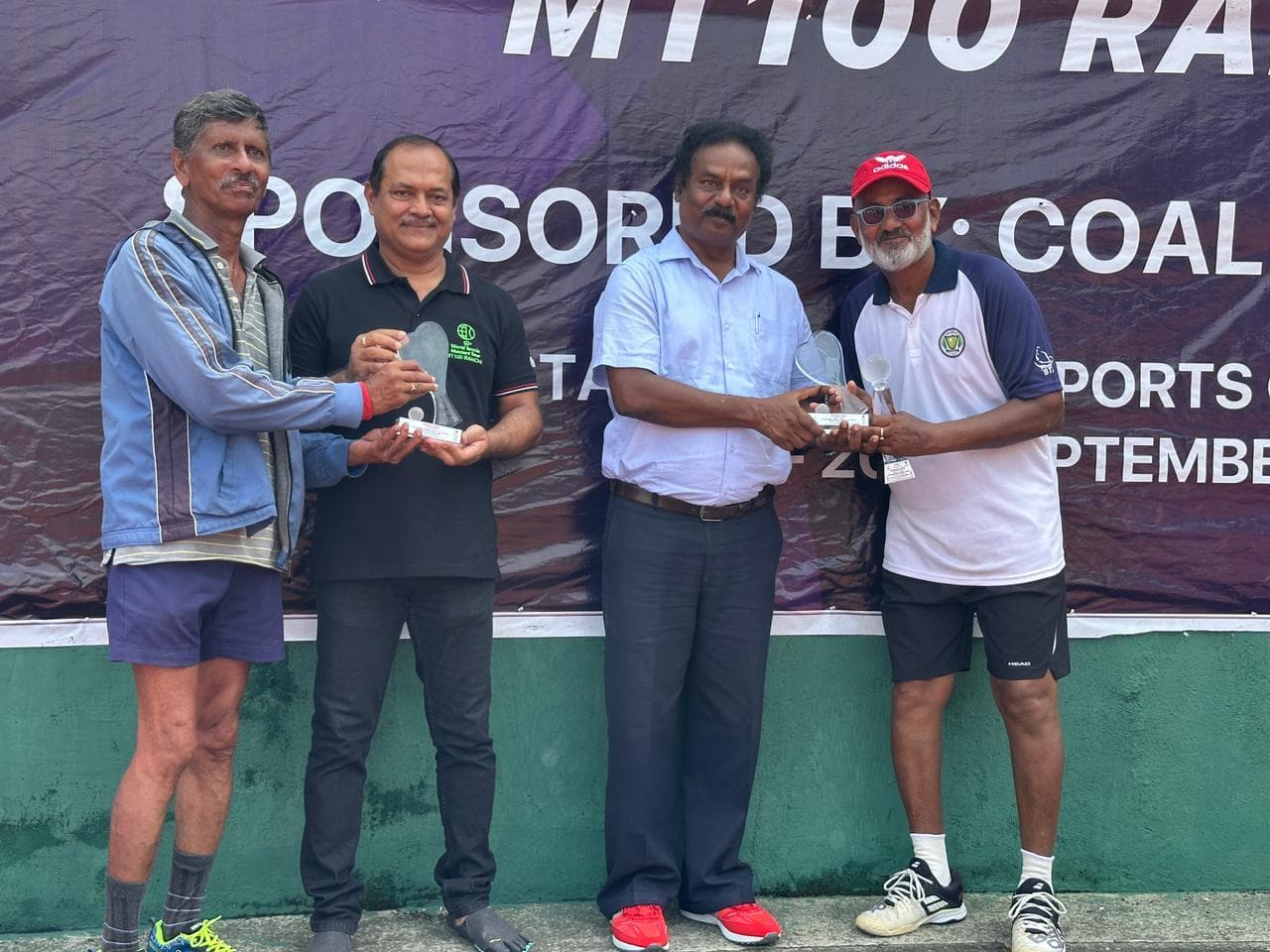 राजेंद्र सिंह और संजीव सर्राफ ने जीता सिंगल्स का खिताब