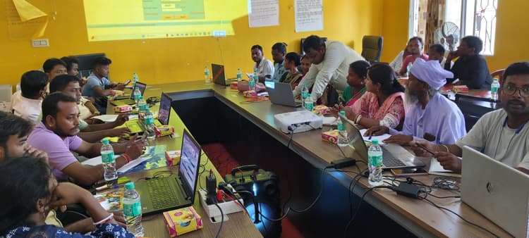 योजनाओं के क्रियान्वयन को लेकर प्रशिक्षण शुरू