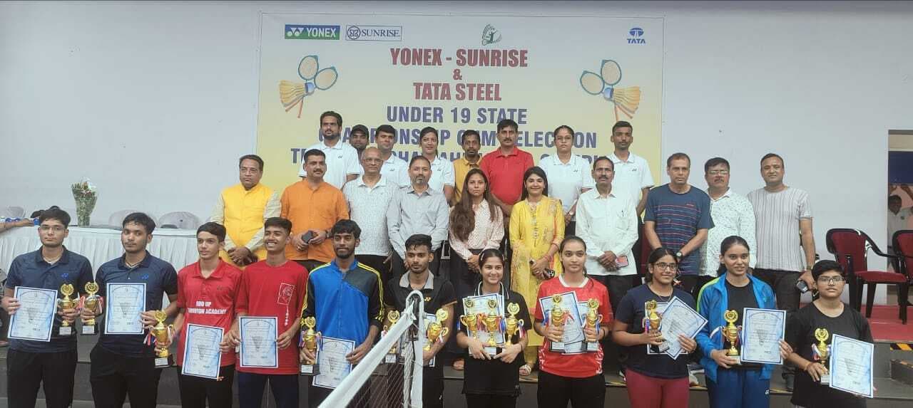 बैडमिंटन : जमशेदपुर की सारा को तिहरा खिताब