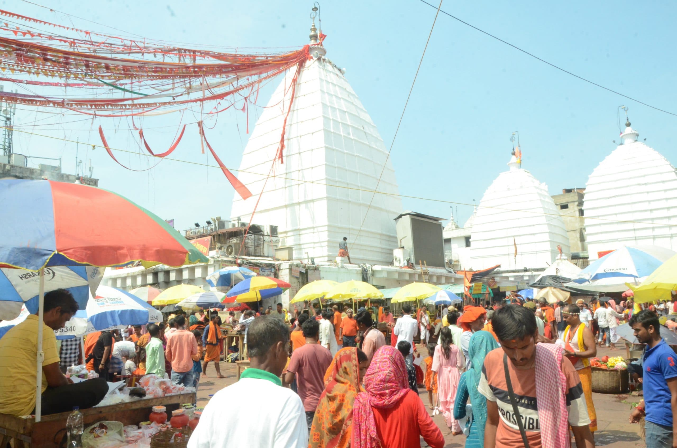 अढ़इया मेला शुरू, पहले दिन 30 हजार श्रद्धालुओं ने चढ़ाया जल