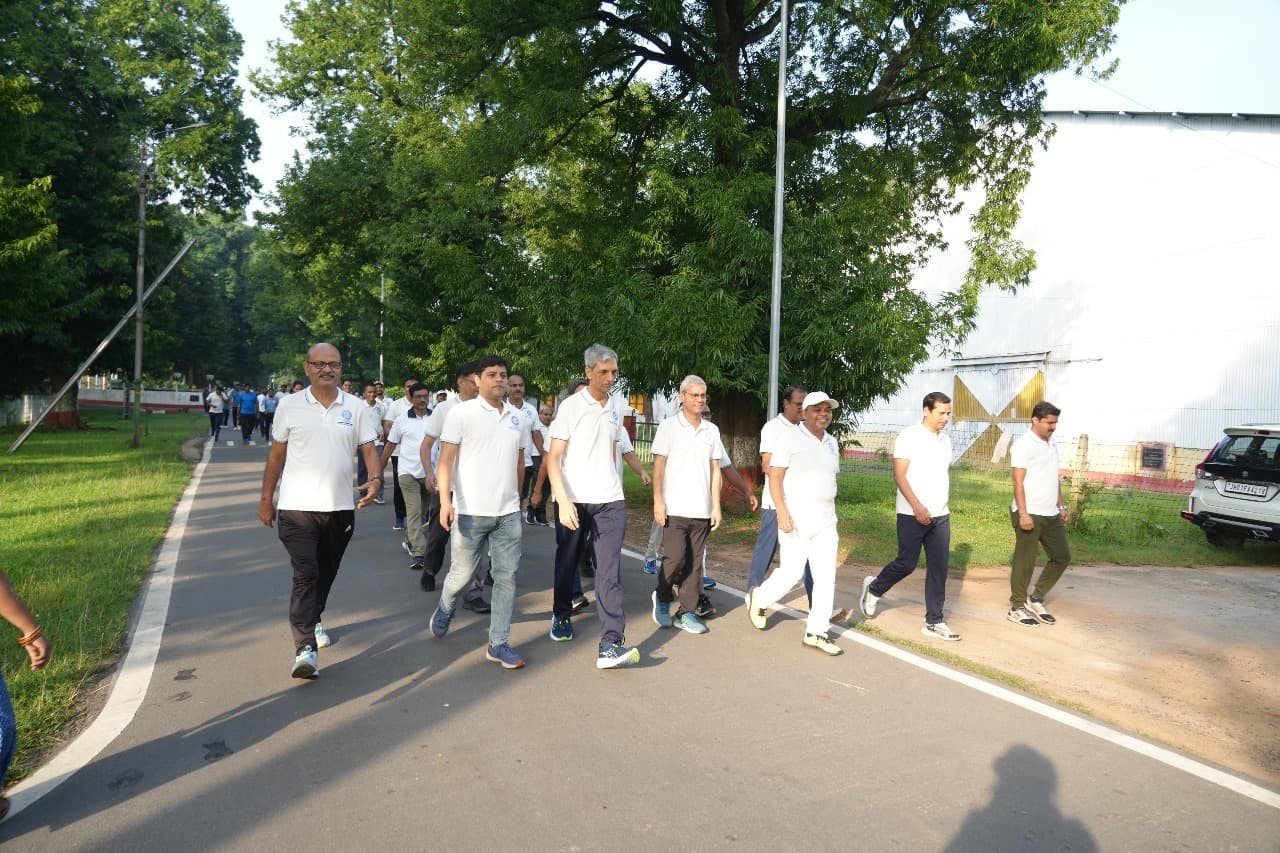 चिरेका में स्वच्छता ही सेवा के तहत वॉकथॉन का आयोजन