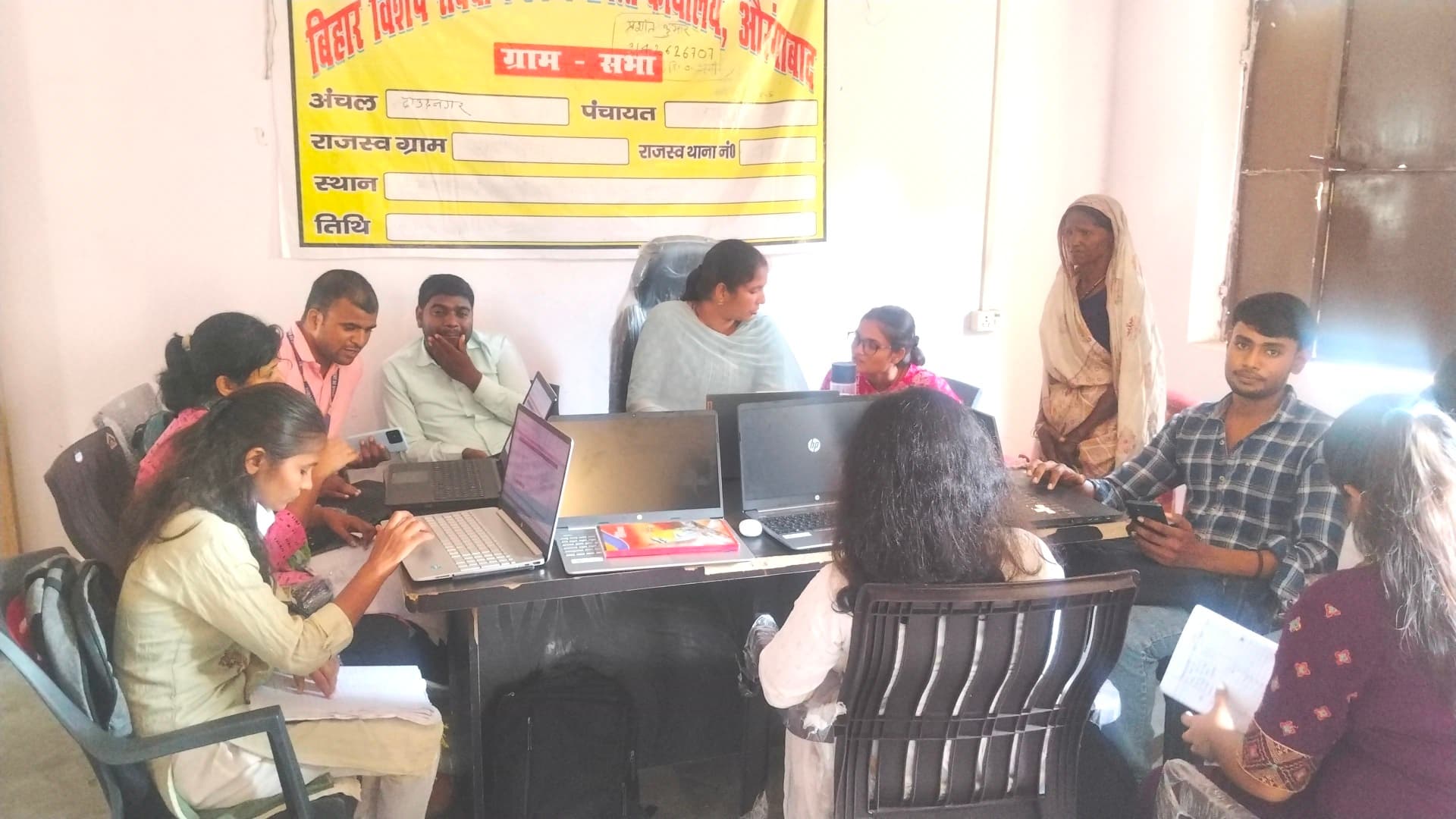 Aurangabad News : भूमि सर्वेक्षण के कागज जुटाने में छूट रहे पसीने