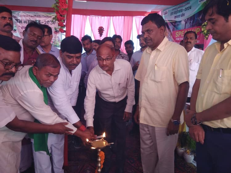 BOKARO NEWS : पौधरोपण ही पर्यावरण संरक्षण का एक मात्र उपाय : लंबोदर