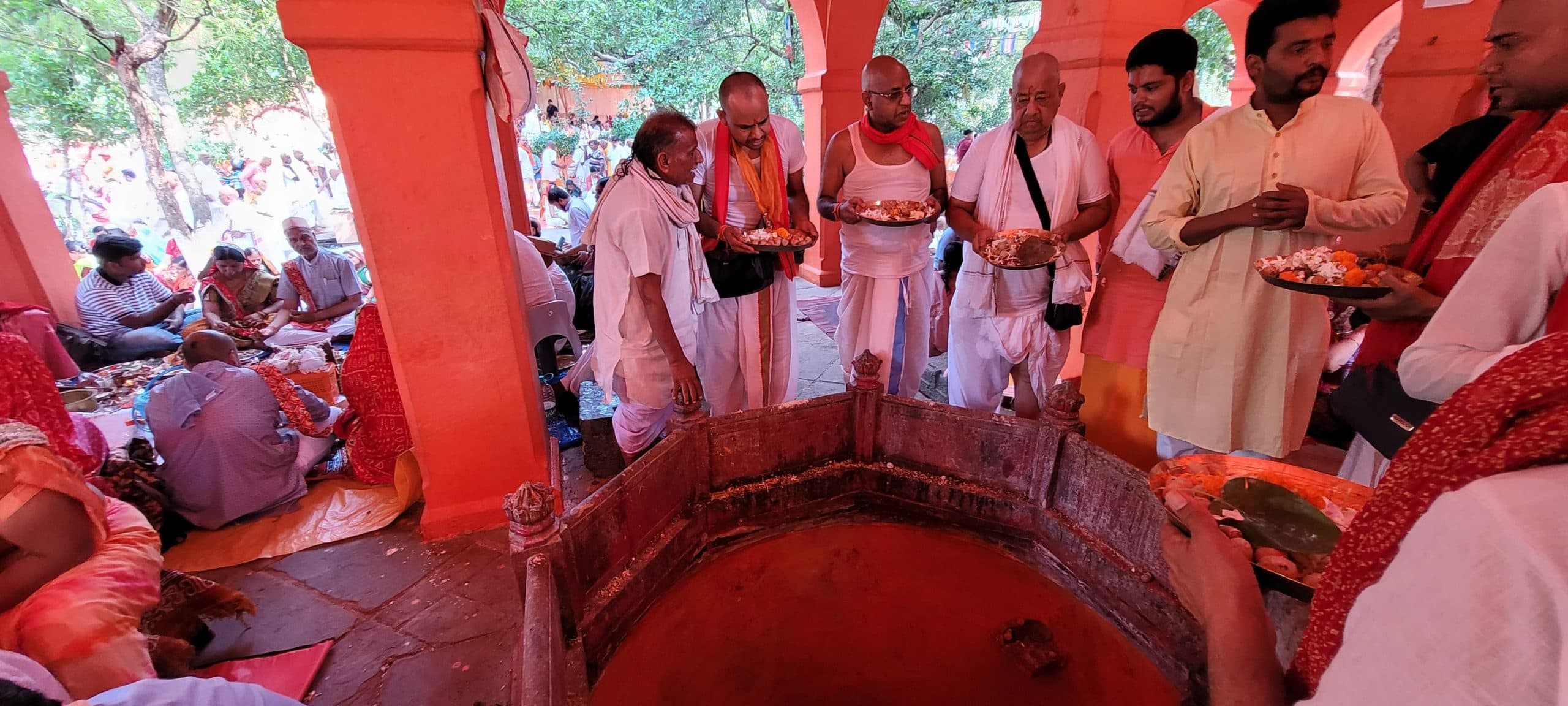 Gaya News : धर्मारण्य में पितरों की आत्मा को दिलाया ठौर