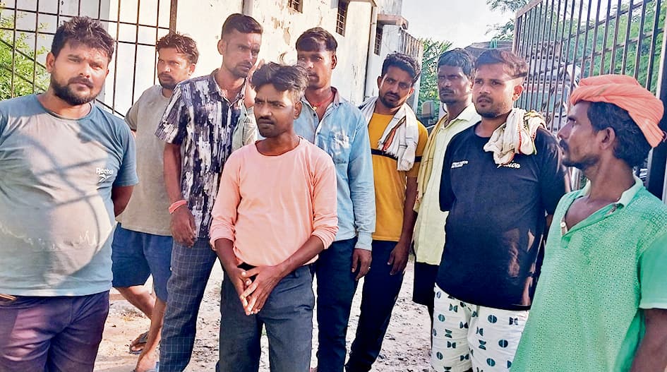 siwan news. दहेज के लिए महिला की गला दबाकर हत्या का आरोप