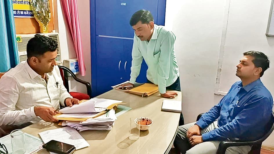 Gopalganj News : डाउटफुल 800 शिक्षकों की जांच के लिए बनेगी कमेटी, दोबारा होगा वेरिफिकेशन