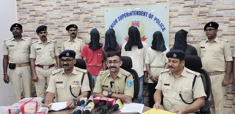 Jamshedpur News : मसाला कारोबारी से छिनतई मामले में पांच गये जेल, एक महीने से चल रही थी रेकी