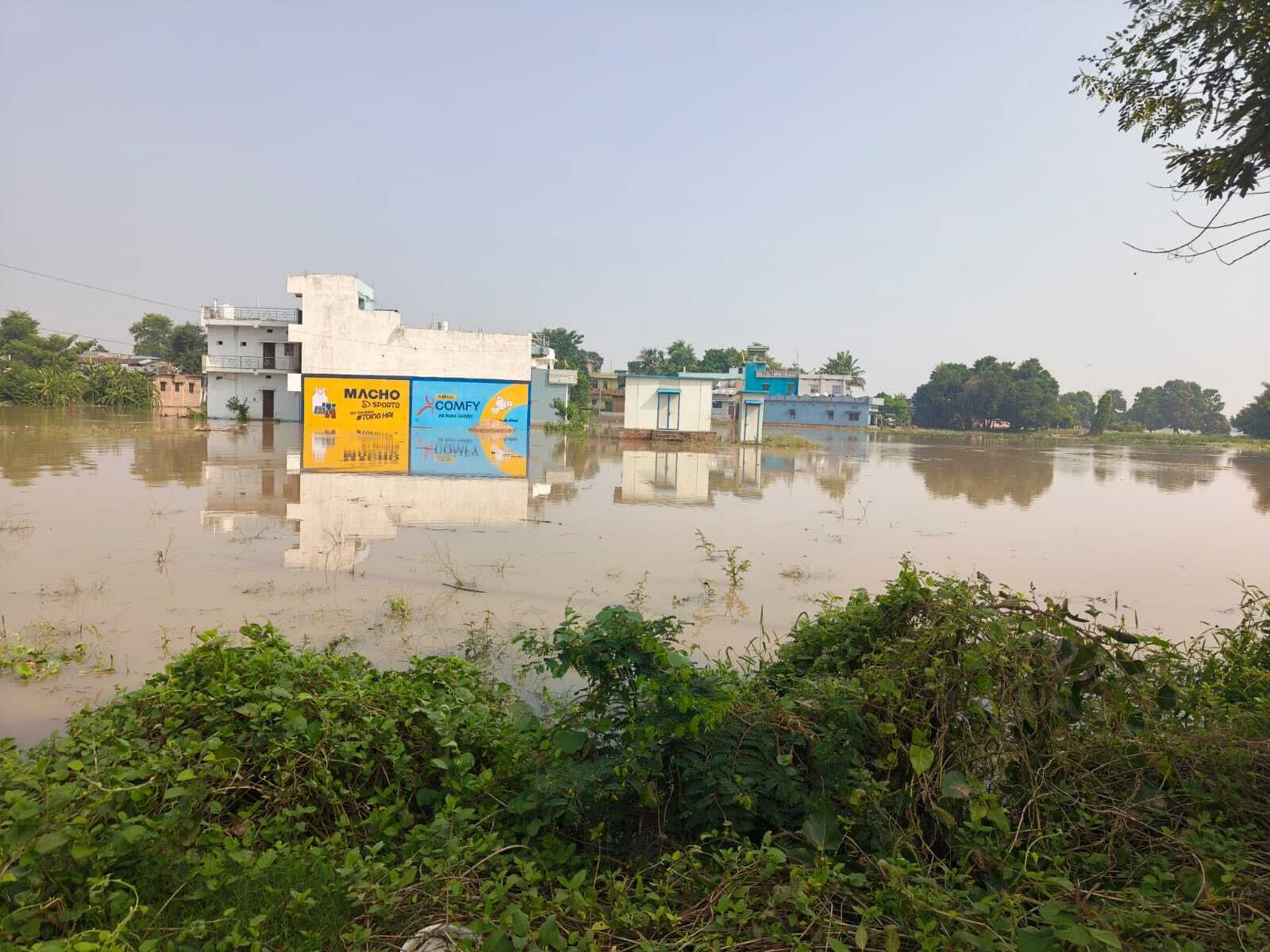 खुसरूपुर, पंडारक व फतुहा के कई गांवों में घुसा बाढ़ का पानी