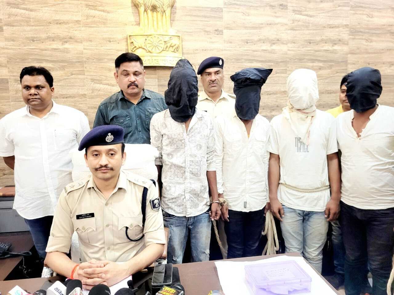 फाइनेंसकर्मी लूटकांड का खुलासा, चार अपराधी गिरफ्तार