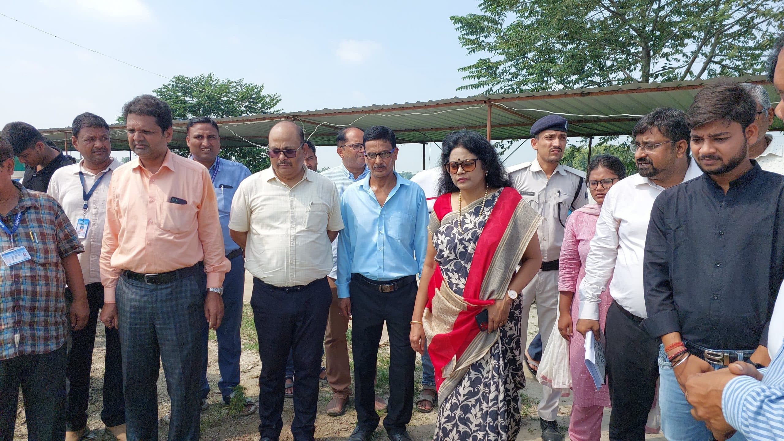 एक्वा  स्कूल का प्रधान सचिव ने किया निरीक्षण