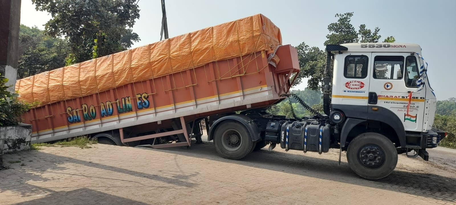 BOKARO NEWS : नावाडीह में सड़क दुर्घटना, युवक की मौत