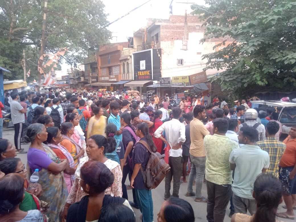 Ranchi news : सड़क दुर्घटना में घायल की मौत, लोगों ने किया रोड जाम