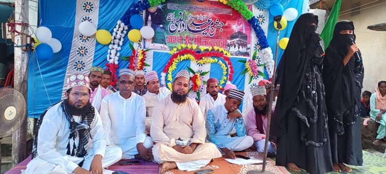 Dhanbad News: वर्तमान दौर में इल्म जरूरी : मोबिन अजीजी