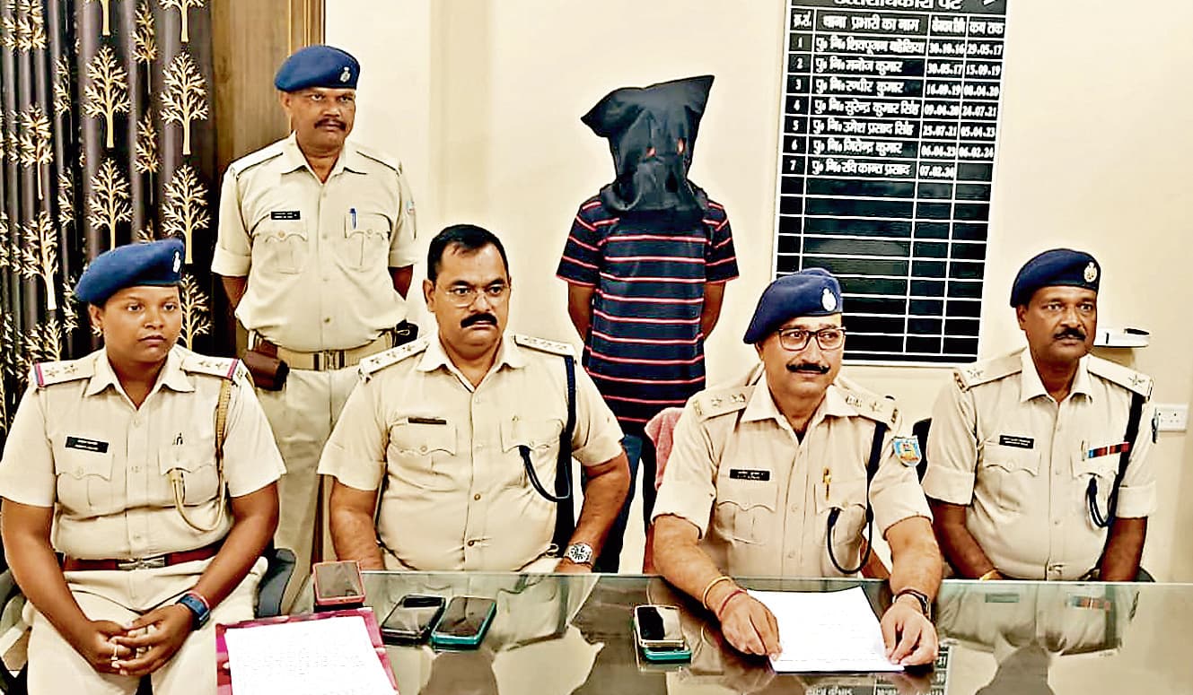 DHANBAD NEWS : प्रेमी ने शादी से इनकार किया, तो गोविंदपुर की पार्वती ने कर ली आत्महत्या