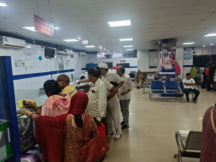 Dhanbad News : 6.30 से दोपहर 1.30 तक बंद रही इंटरनेट सेवा, कई काम प्रभावित