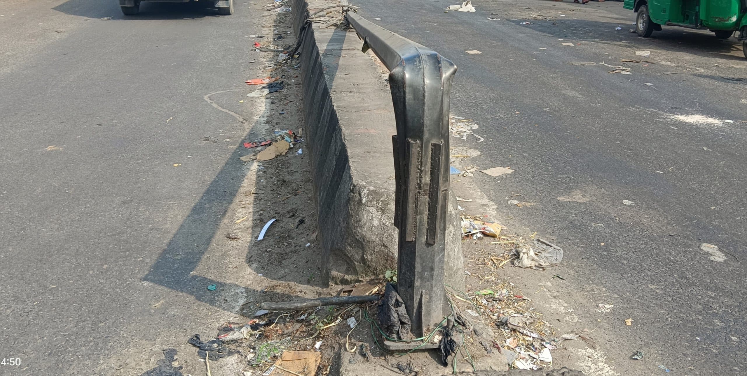 त्योहारी सीजन में चौक-चौराहों पर फैली गंदगी