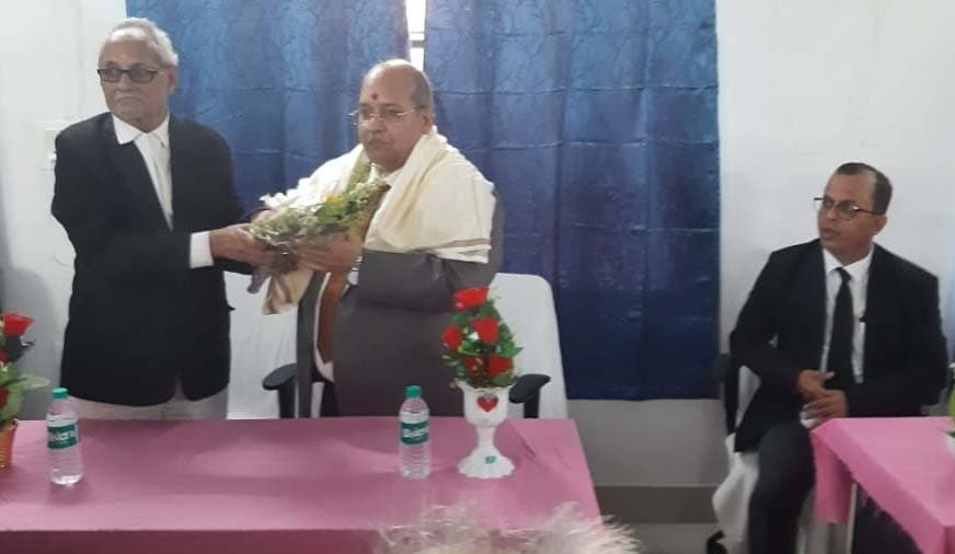 कोर्ट में सरस्वती व लक्ष्मी दोनों का वास, इसलिये कैम्पस को रखें स्वच्छ