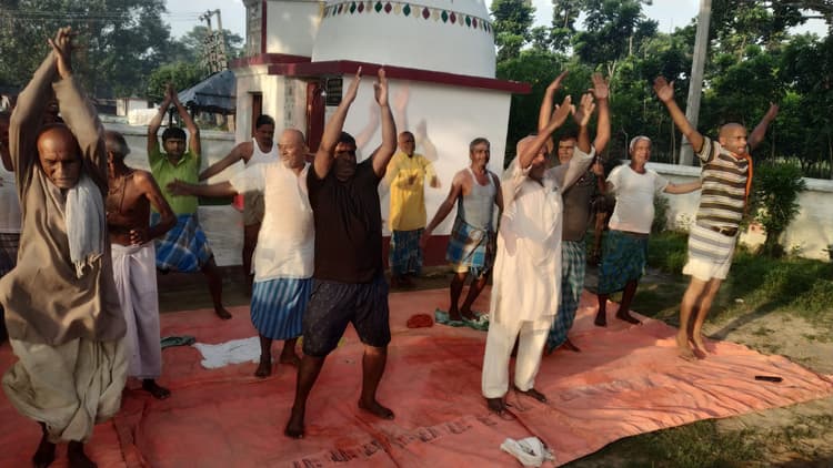 नियमित योगाभ्यास से खत्म किया जा सकता है कैंसर : योगाचार्य