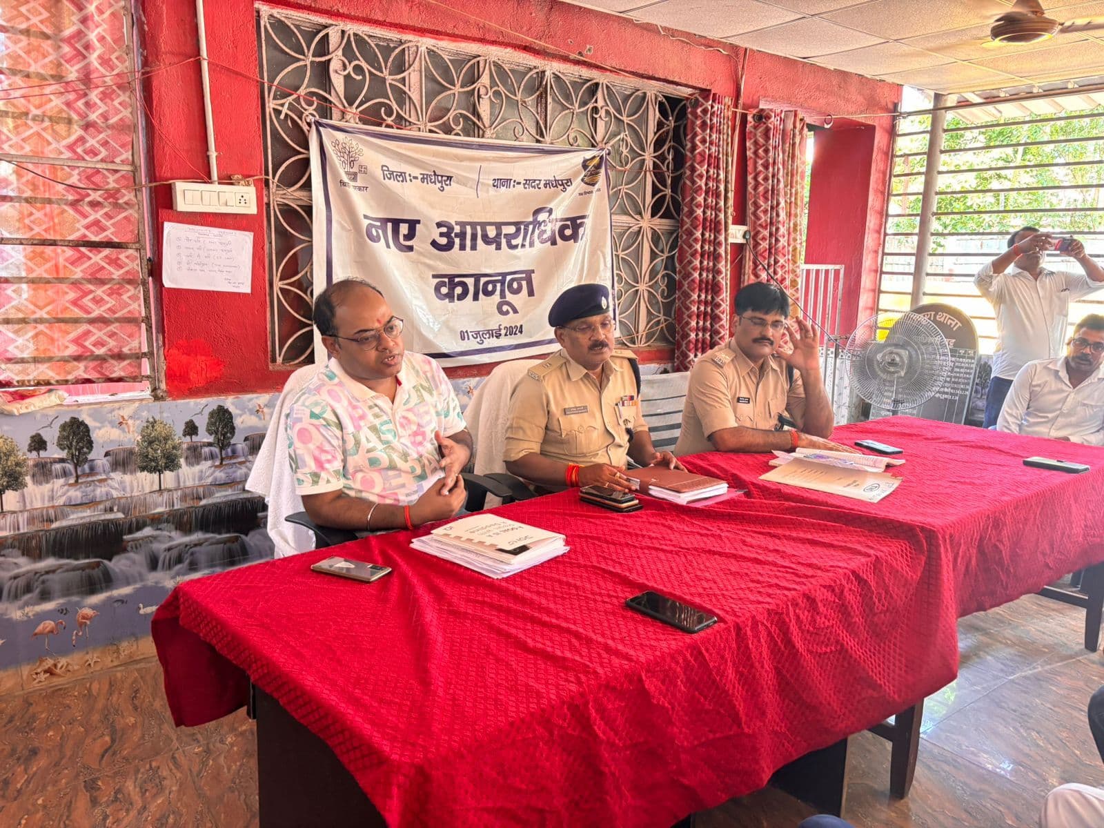 भाईचारे माहौल में दुर्गा पूजा मनाने की अपील