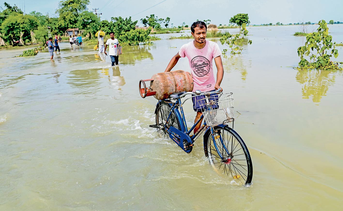 शांतिपुर : पांच गांवों में घुसा नदी का पानी