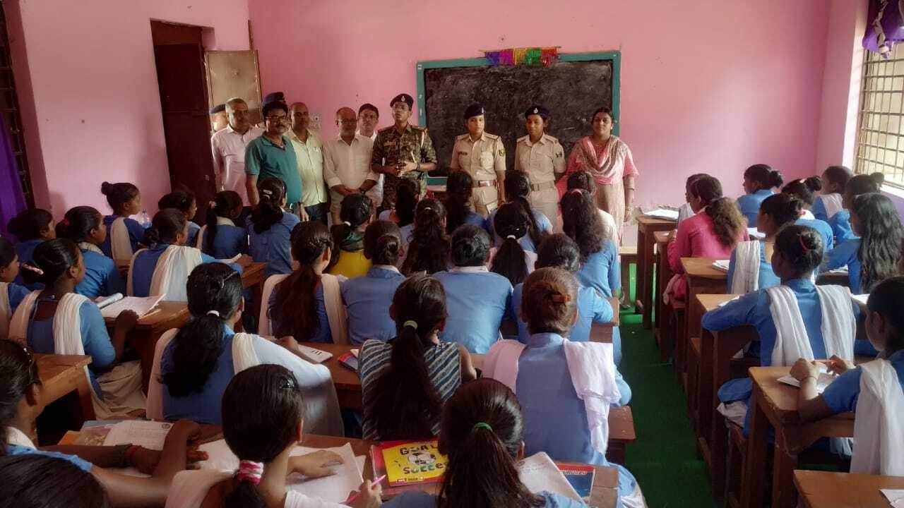 गरीबी से जंग, शिक्षा के संग अभियान का हुआ शुभारंभ