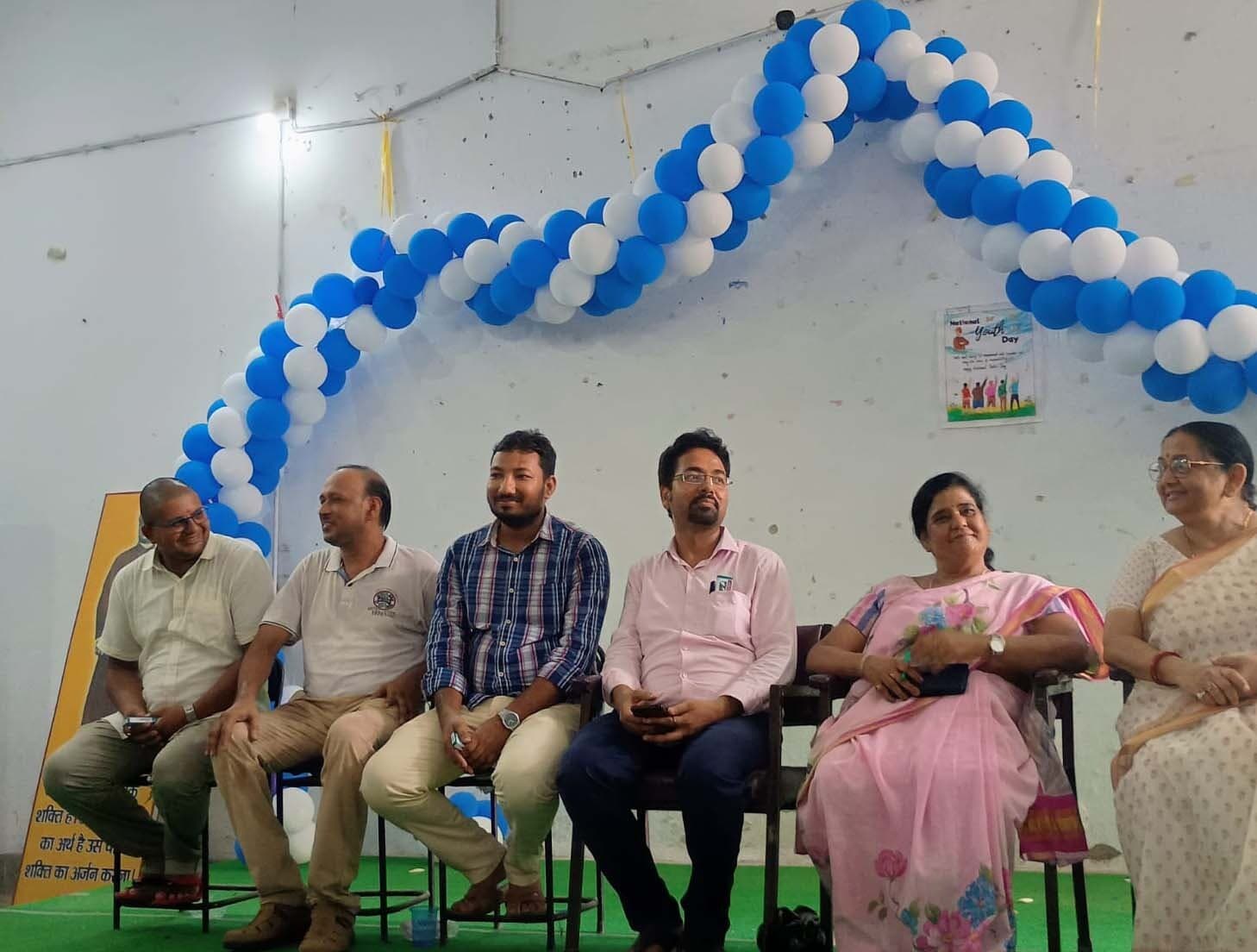 बीसीए की छात्राओं को नियमित क्लास करने का दिलाया संकल्प