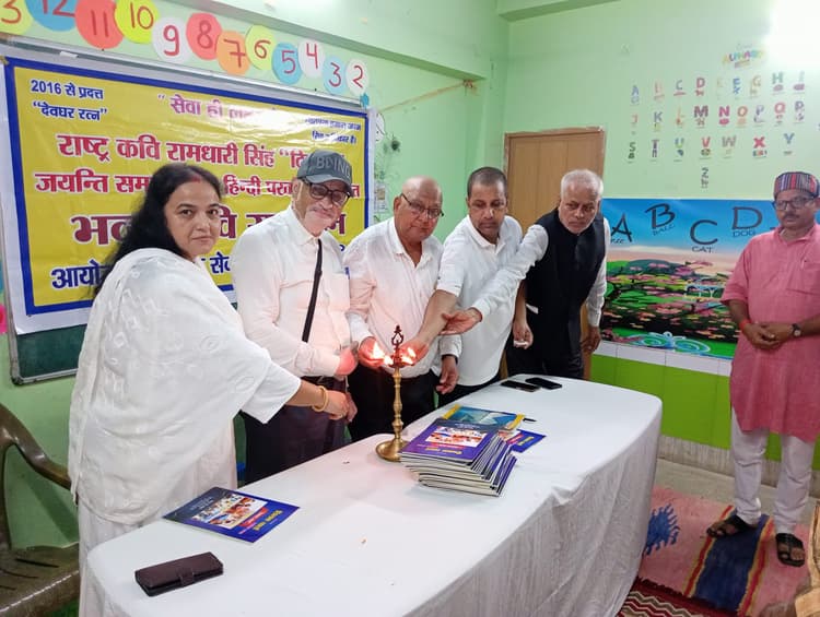 दिनकर की कविताओं में जीवन की सच्चाई की झलक: चंद्रशेखर