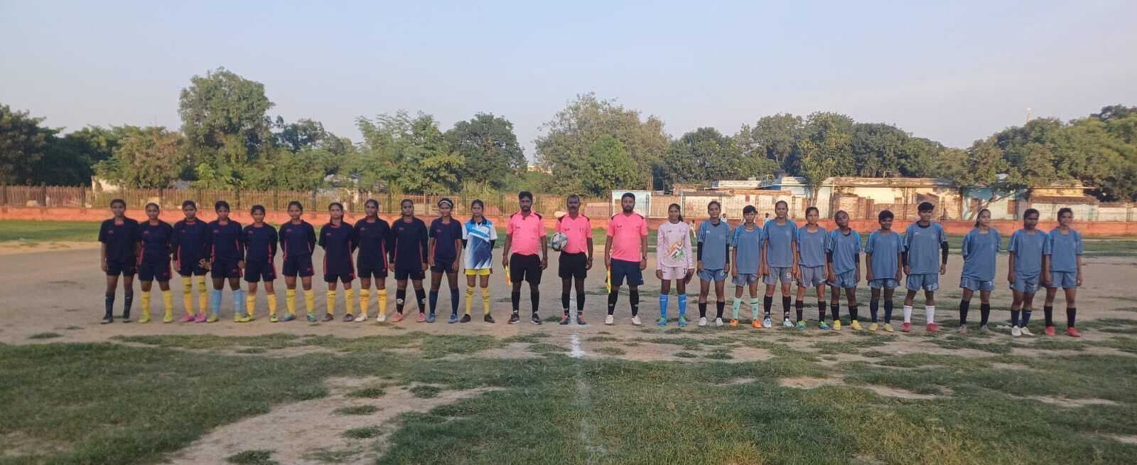 Darbhanga News : फाइनल में पहुंची एमआरजेडी कॉलेज बेगूसराय की टीम