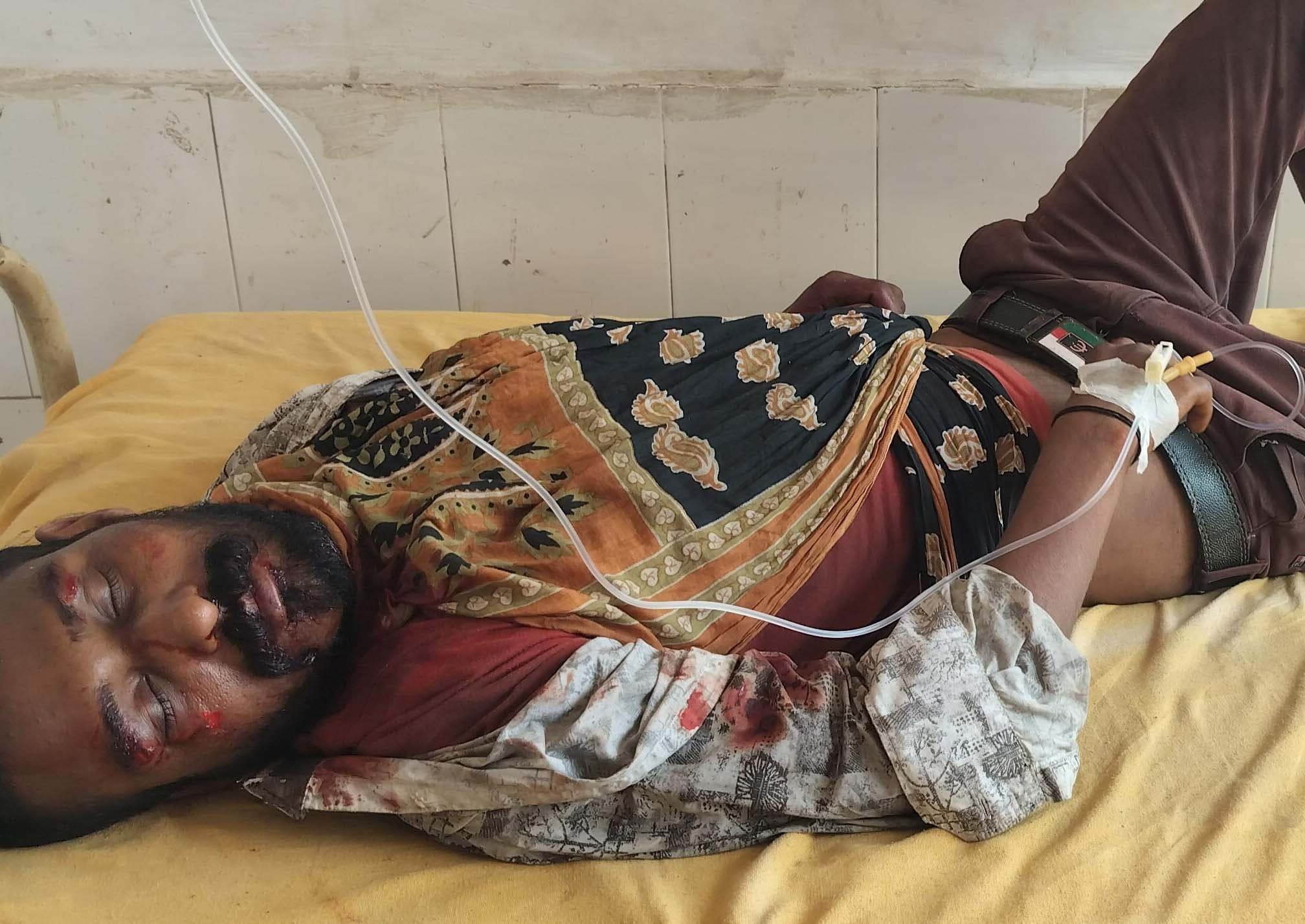 बाइक की टक्कर में दो की हालत गंभीर, रेफर