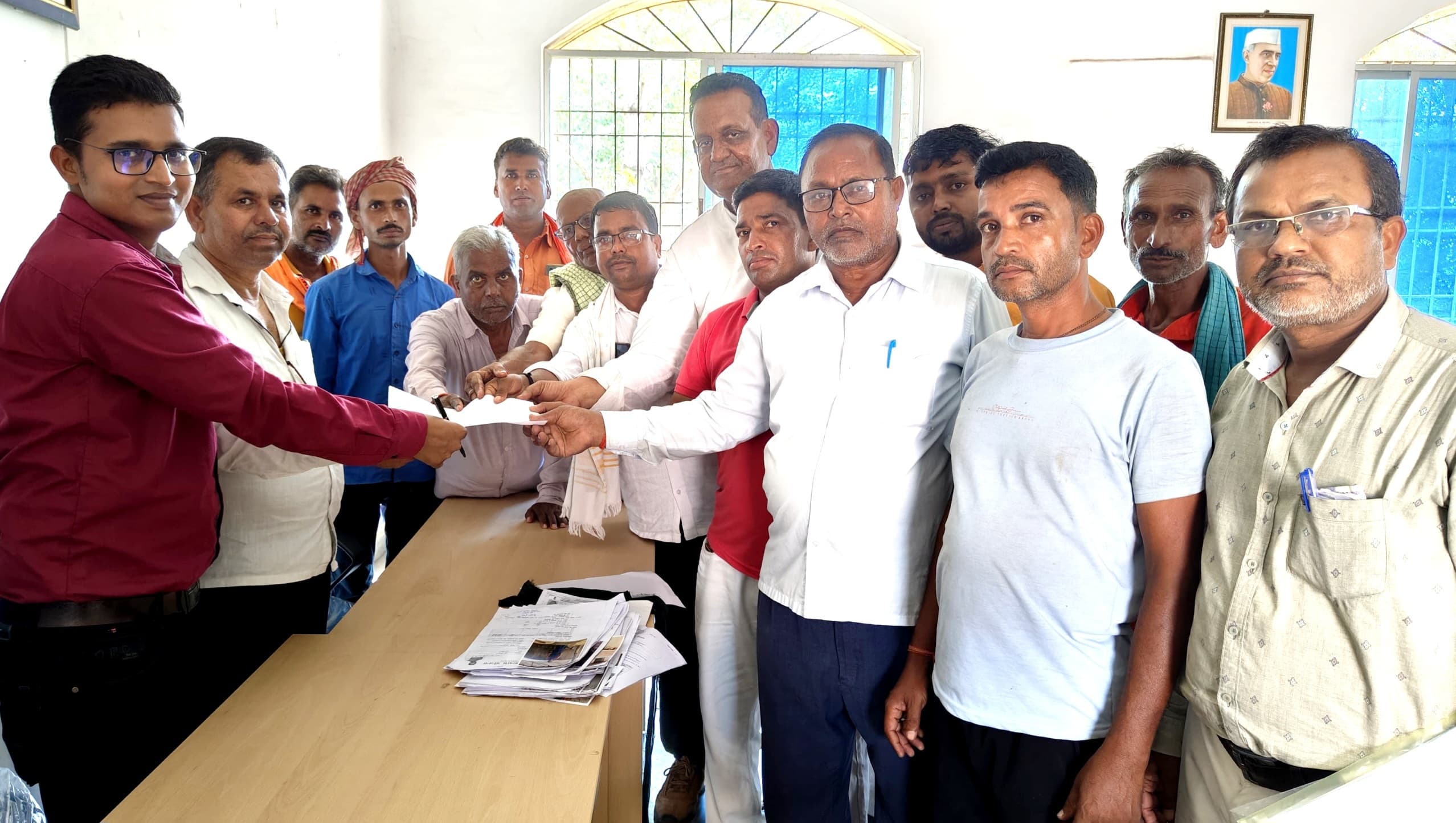 रैयतों ने व्यावसायिक दर पर भुगतान की लगाई गुहार