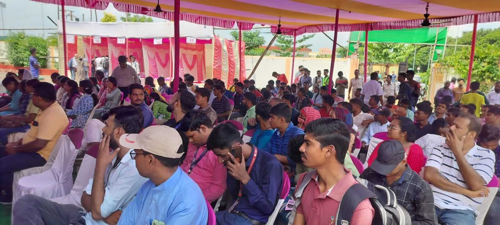 रोजगार मेला में 73 युवा नौकरी के लिए चयनित,  98 शॉर्टलिस्टेड