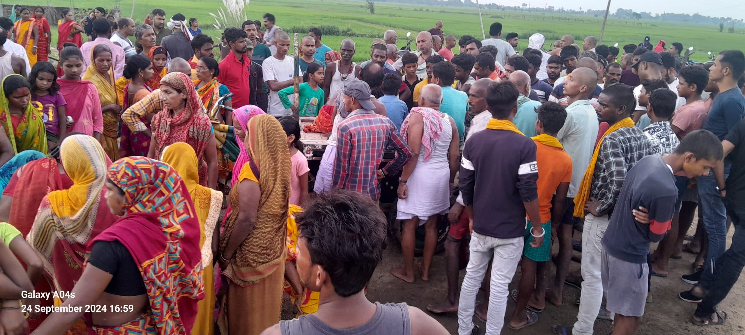 विद्युत प्रवाहित तार की चपेट में आने से युवक की मौत