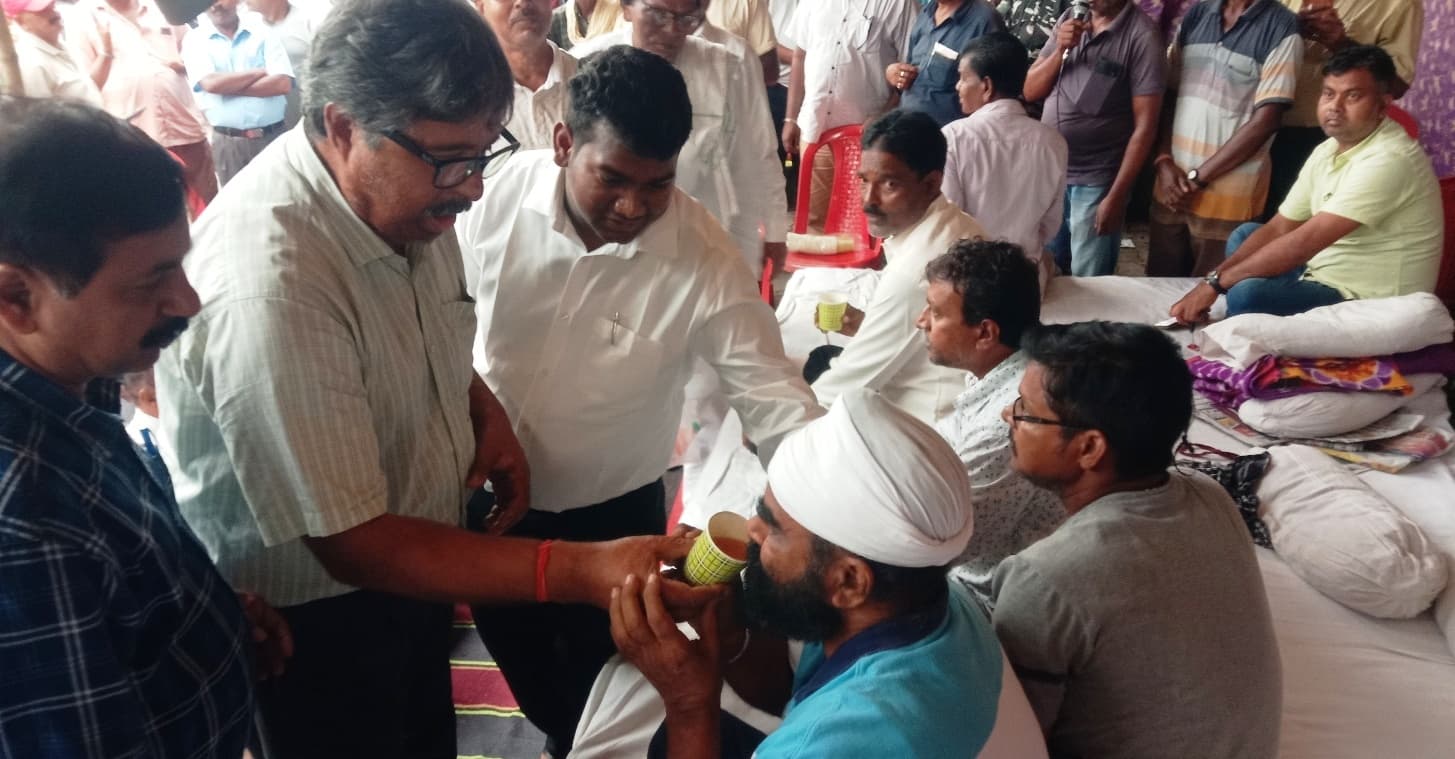 BOKARO NEWS : वार्ता के लिए मुख्यालय से आयेंगे अधिकारी, अनशन समाप्त