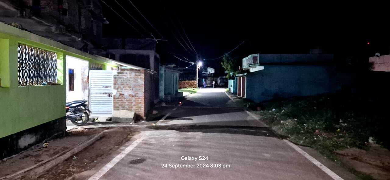 पुलिस की ड्रेस में आये सात अपराधियों ने की डकैती,  विरोध करने पर तीन राउंड की फायरिंग, घर का एक युवक गोली लगने से घायल