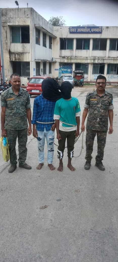 Dhanbad News: पंचेत पुलिस ने किया चोरी का उद्भेदन, दो गिरफ्तार