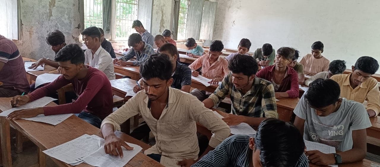 Monthly examination of 11th and 12th: 17 सितंबर तक एडमिशन, 23 से शुरू हो गई परीक्षा