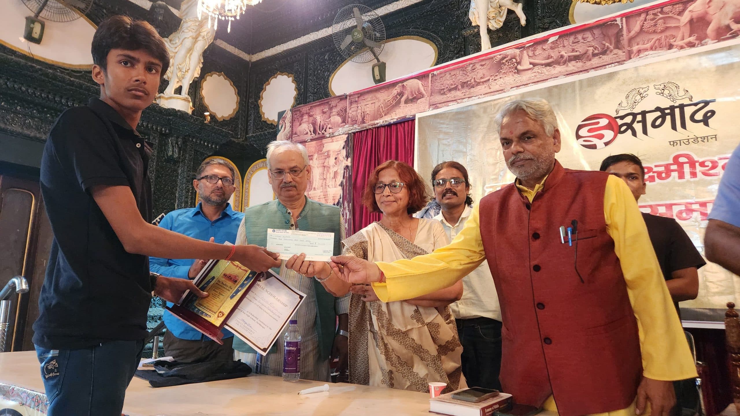 Darbhanga News : शैक्षणिक, आर्थिक, सामाजिक और बौद्धिक विकास में दरभंगा राज परिवार का अद्भुत योगदान